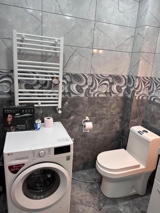 4 Bedroom Suite Apartment Ln Tbilisi City Exterior foto