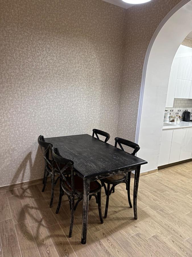 4 Bedroom Suite Apartment Ln Tbilisi City Exterior foto